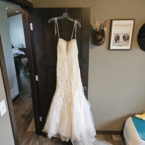 Stella York 6502 Wedding Dress